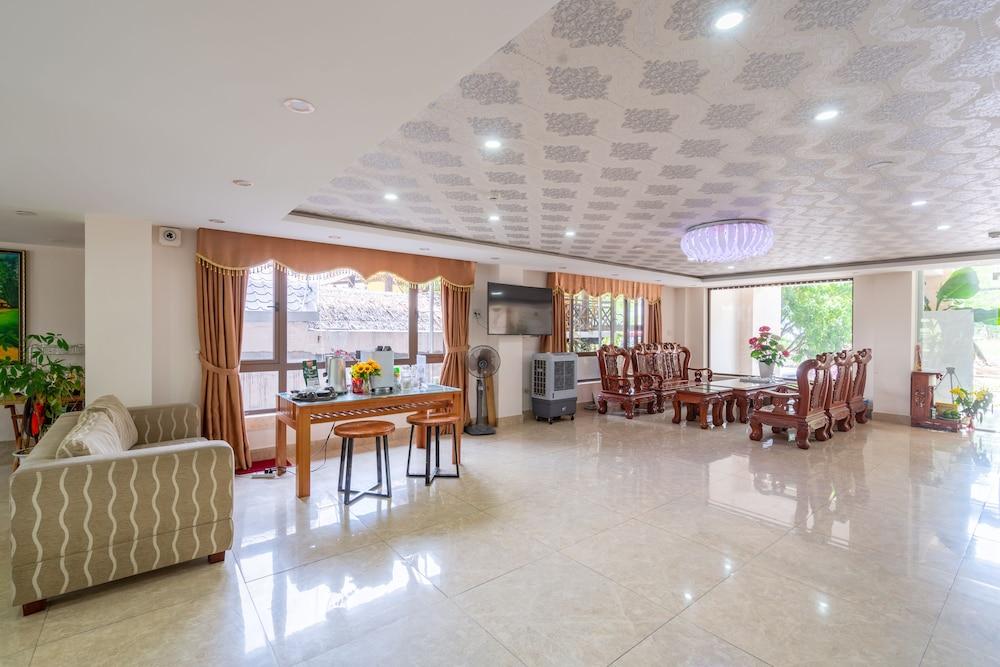 Oyo 236 Hoa Mai Boutique Hotel Đà Nẵng Exterior foto