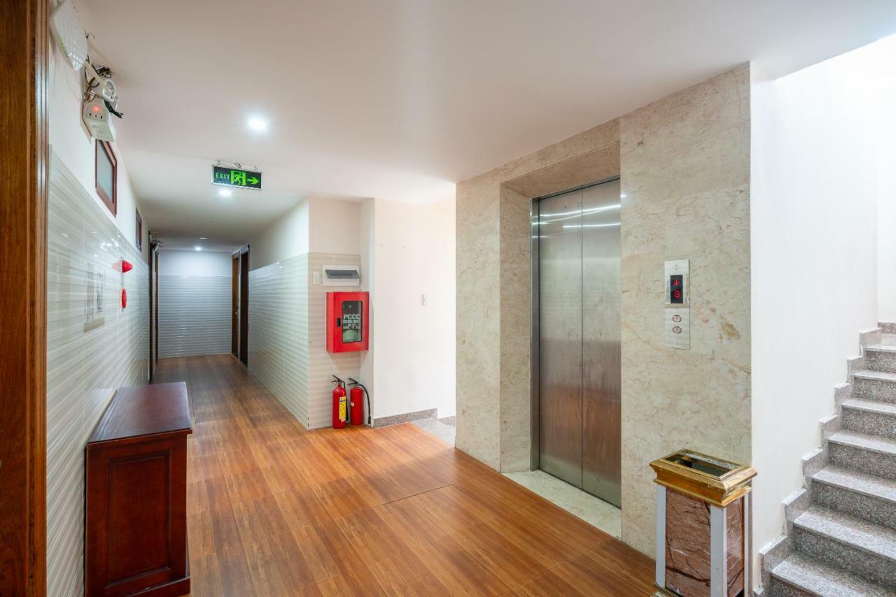 Oyo 236 Hoa Mai Boutique Hotel Đà Nẵng Exterior foto